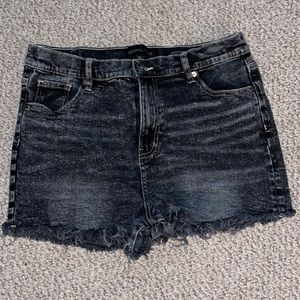 Kendal and Kylie black cut off jean shorts